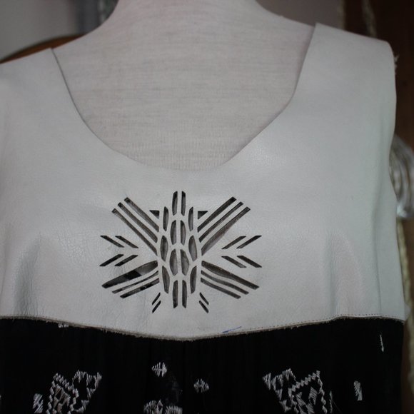 Twelfth Street Cynthia Vincent Silk &Leather Dress - Picture 9 of 12